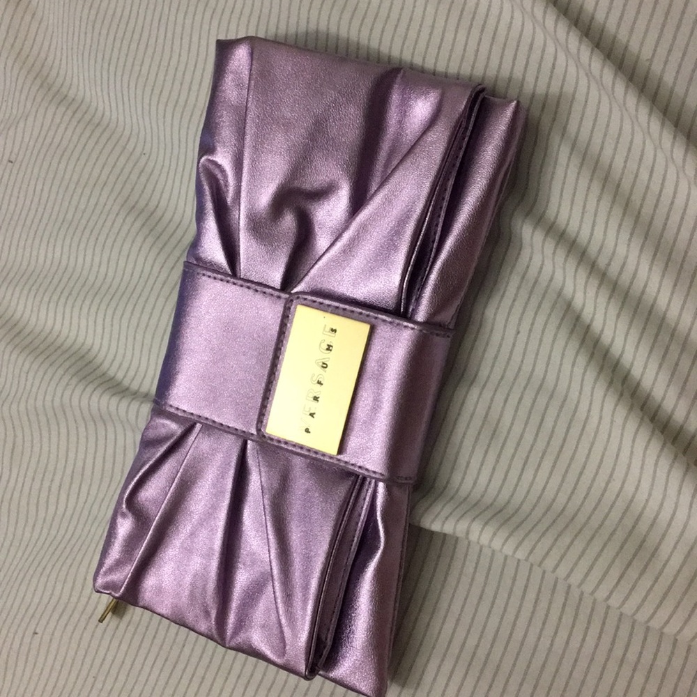 Fold up clutch